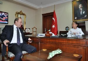 Öztürk makamını Tepeci'ye devretti